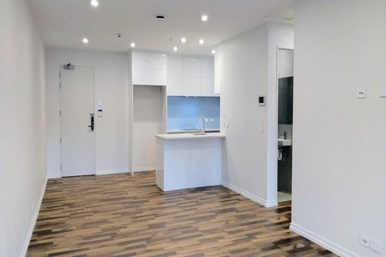 Photo of property in 8/46 Wellington Street, Howick, Auckland, 2014