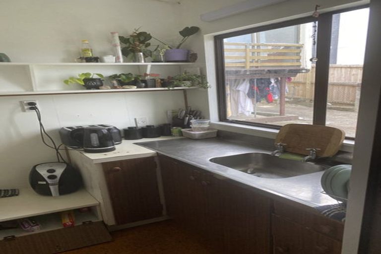 Photo of property in 18 Marama Street, Frankton, Hamilton, 3204