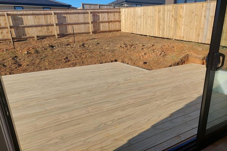 Photo of property in 40 Leathem Crescent, Pokeno, 2402