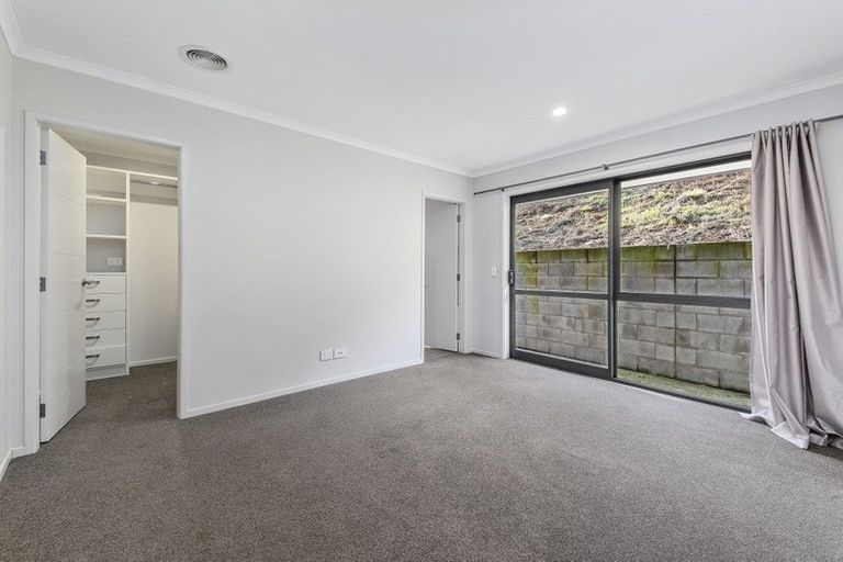 Photo of property in 23 Mcdonnell Road, Arrowtown, 9302
