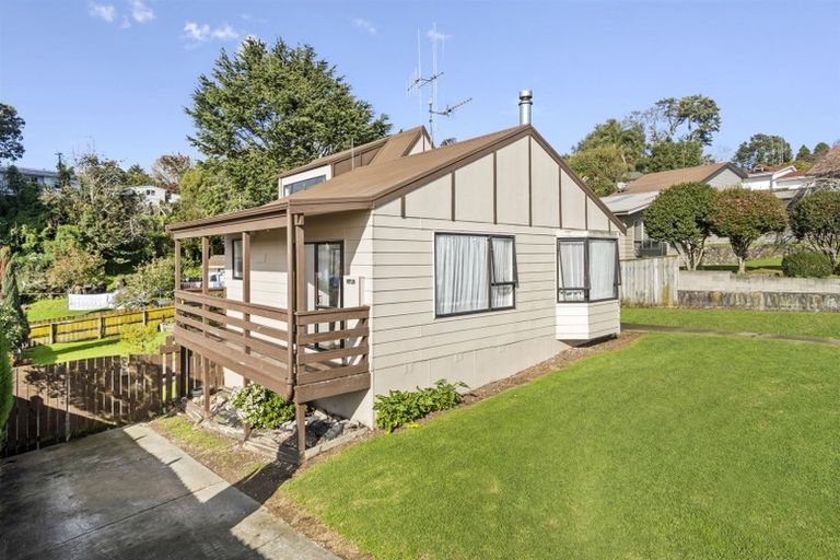 Photo of property in 12 Nicolas Place, Judea, Tauranga, 3110