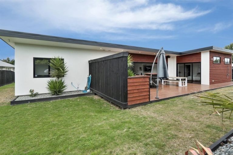 Photo of property in 10 Munich Place, Bromley, Christchurch, 8062