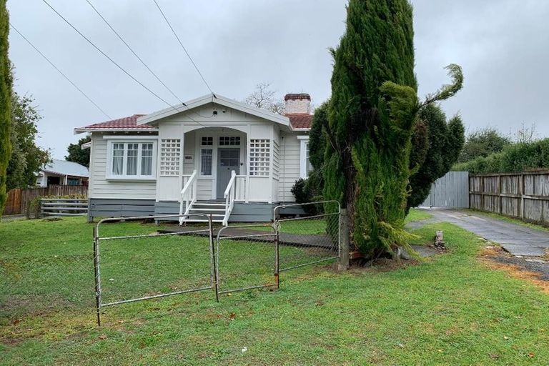 Photo of property in 56 Old Wairoa Road, Papakura, 2110