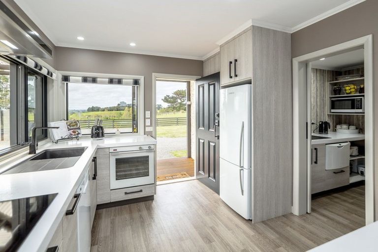 Photo of property in 423 Tipapakuku Road, Dannevirke, 4976