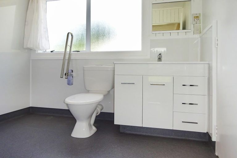 Photo of property in 113 Koputara Road, Himatangi Beach, Foxton, 4891