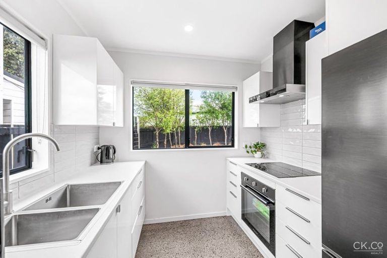 Photo of property in 3/24 Mason Street, Moera, Lower Hutt, 5010