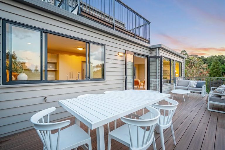 Photo of property in 1/20a Rawene Road, Birkenhead, Auckland, 0626