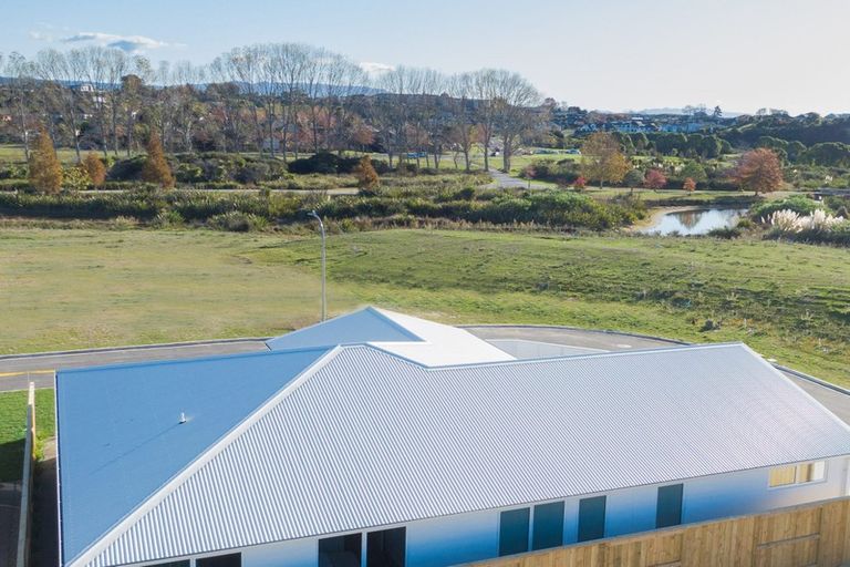 Photo of property in 41 Saint Pauls Drive, Brookfield, Tauranga, 3110