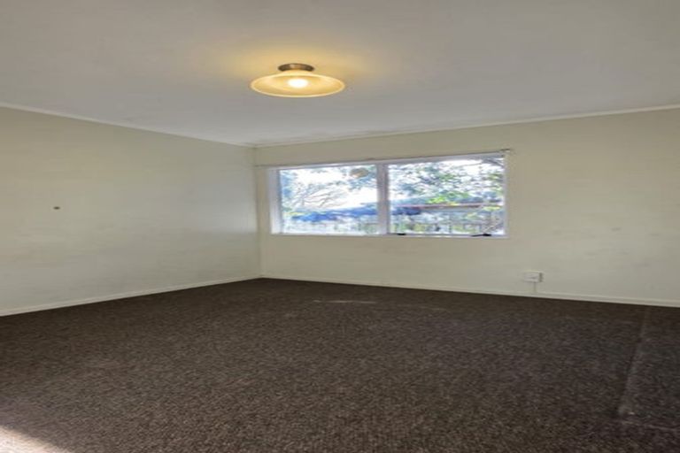 Photo of property in 27b Sutton Crescent, Papakura, 2110