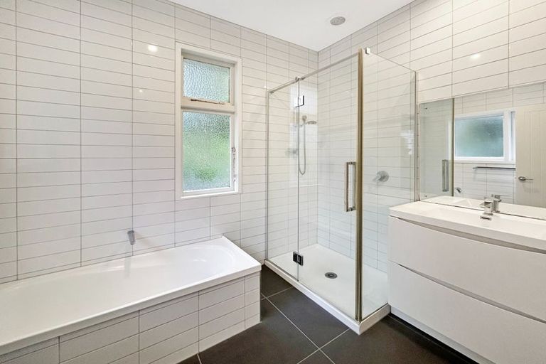 Photo of property in 70 Saint Davids Street, Lyttelton, 8082