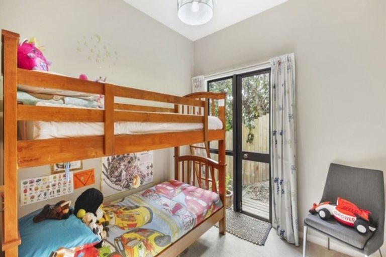 Photo of property in 22 Sunvale Terrace, Cashmere, Christchurch, 8022