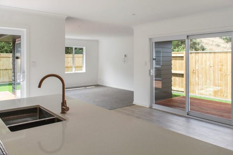 Photo of property in 29 Freedom Drive, Kelvin Grove, Palmerston North, 4414