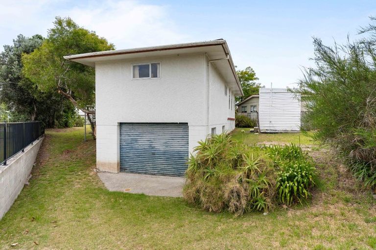 Photo of property in 115 Sylvia Road, Whangamata, 3620