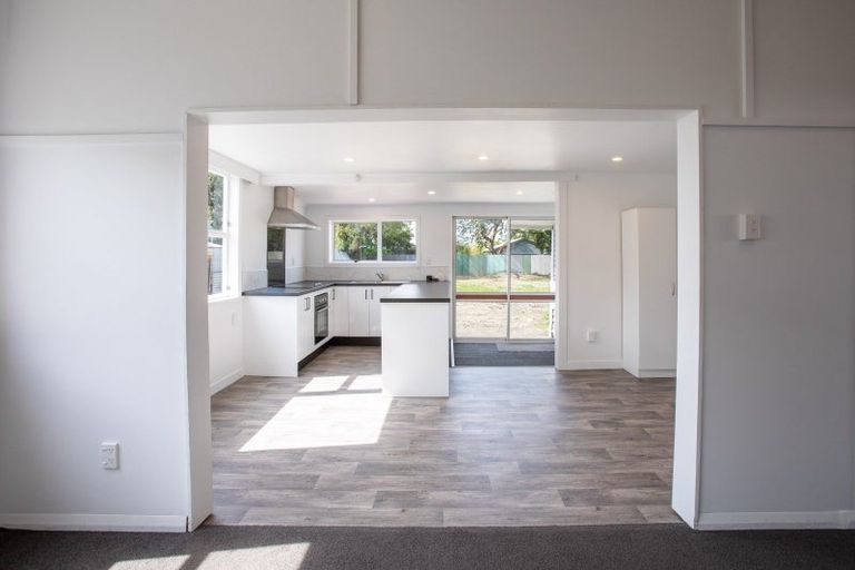 Photo of property in 42 Tennyson Street, Dannevirke, 4930