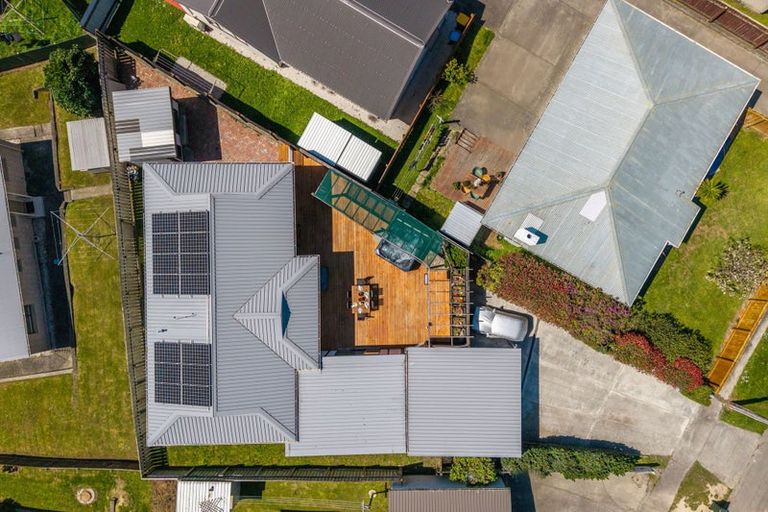 Photo of property in 38 Whanga Crescent, Titahi Bay, Porirua, 5022