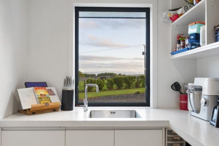 Photo of property in 208 Taipo Road, Rongotea, Palmerston North, 4476