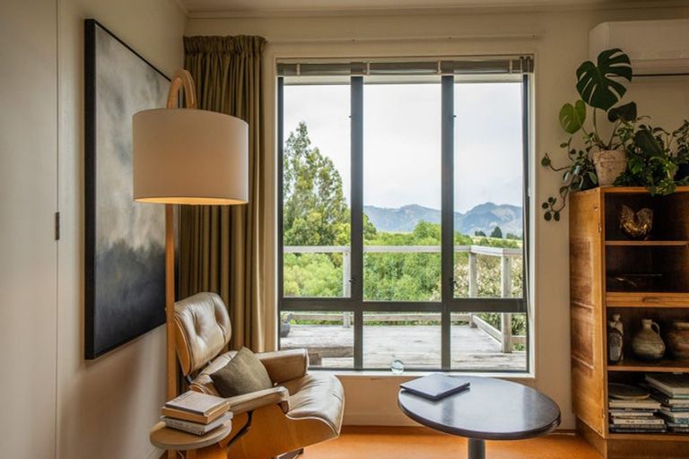 Photo of property in 29 Te Papau Crescent, Diamond Harbour, 8972