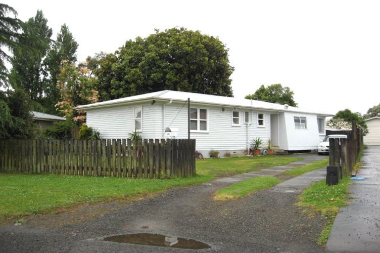 Photo of property in 107 Chichester Drive, Rosehill, Papakura, 2113