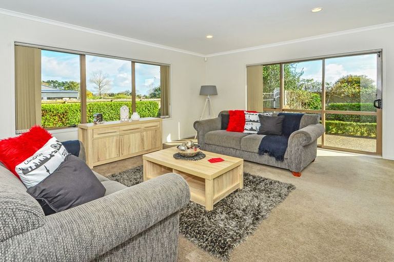 Photo of property in 24 Kauri Road, Pukekohe, 2120