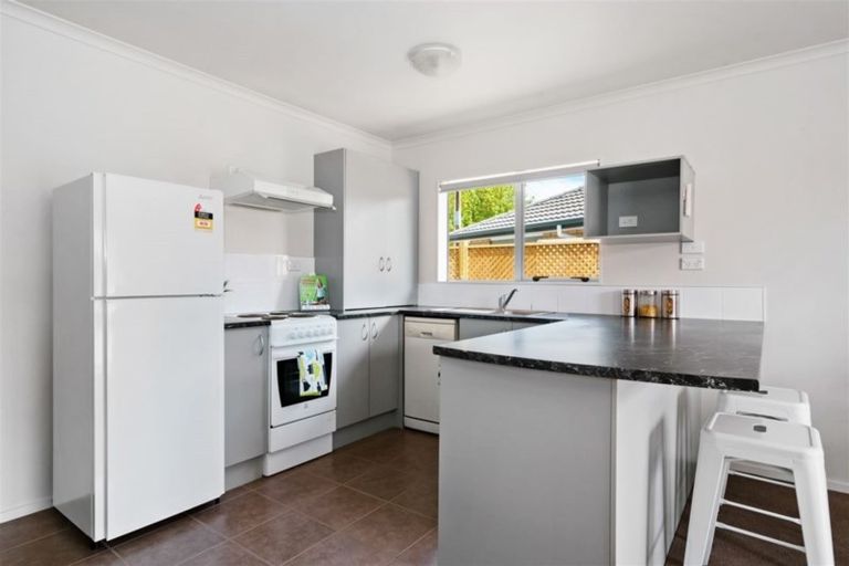Photo of property in 10 Cobble Lane, Morningside, Whangarei, 0110