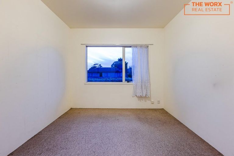 Photo of property in 35 Limond Street, Randwick Park, Auckland, 2105