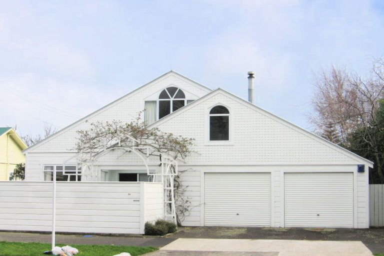 Photo of property in 24 Ranfurly Street, Hokowhitu, Palmerston North, 4410