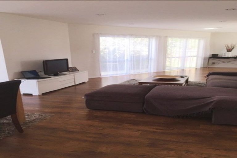 Photo of property in 397a Bucklands Beach Road, Bucklands Beach, Auckland, 2012