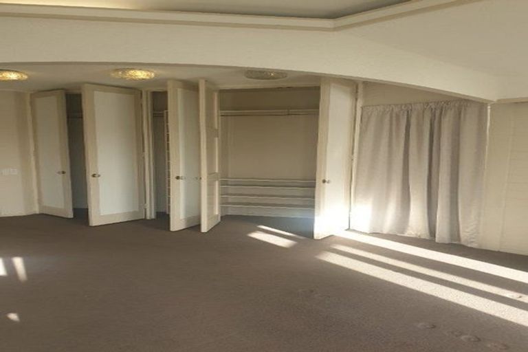 Photo of property in 9 Rangitane Street, Maupuia, Wellington, 6022