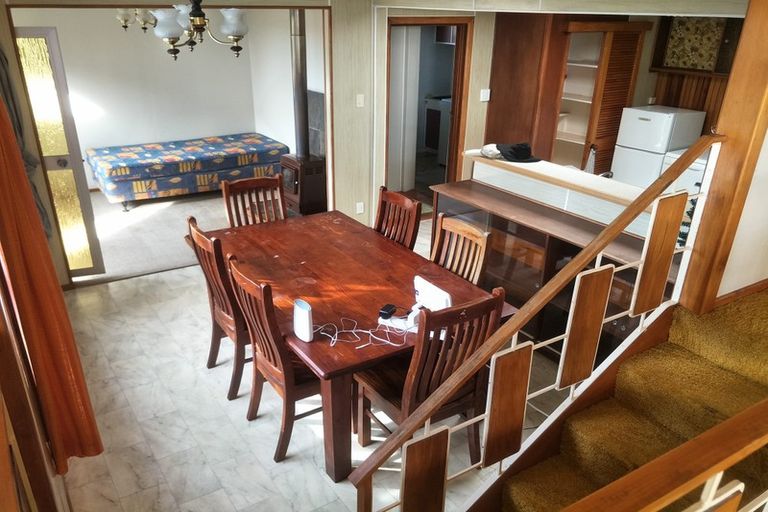 Photo of property in 12 Exmouth Road, Northcote, Auckland, 0627