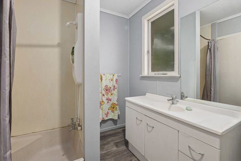 Photo of property in 84 Meadowbank Crescent, Fordlands, Rotorua, 3015