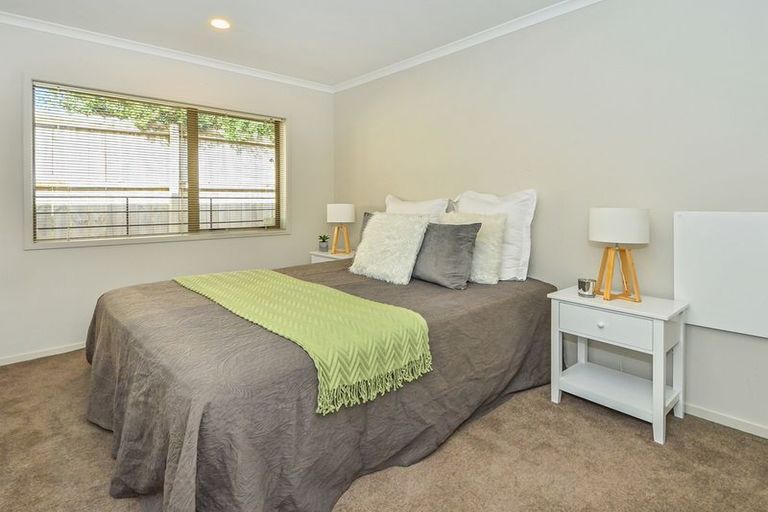 Photo of property in 24 Kauri Road, Pukekohe, 2120