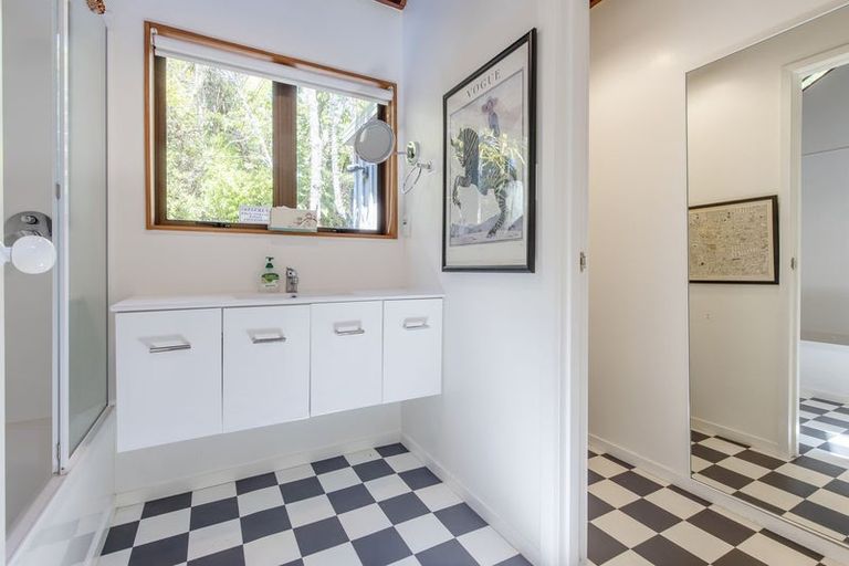 Photo of property in 1 Rereao Lane, Pukawa Bay, Turangi, 3381