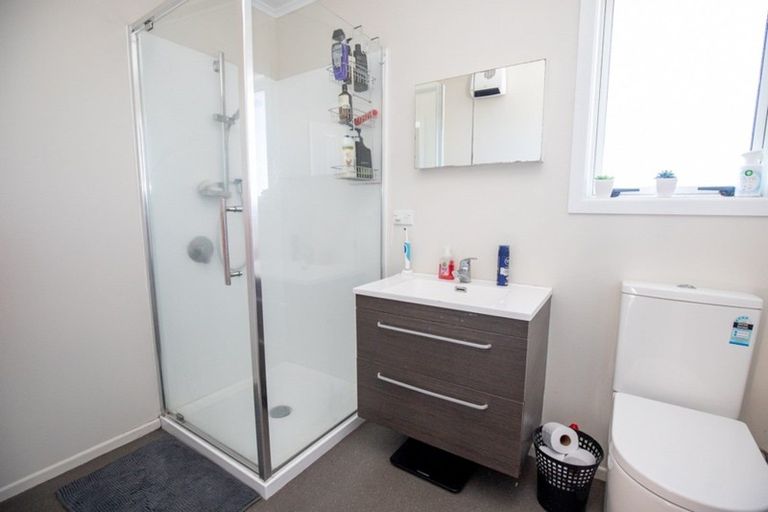 Photo of property in 67 Pipiroa Road, Ngatea, 3503