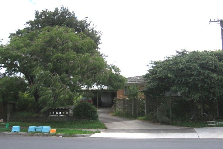 Photo of property in 1/4 Panorama Road, Mount Wellington, Auckland, 1060