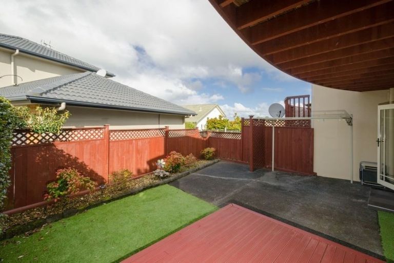 Photo of property in 143e Hobsonville Road, West Harbour, Auckland, 0618