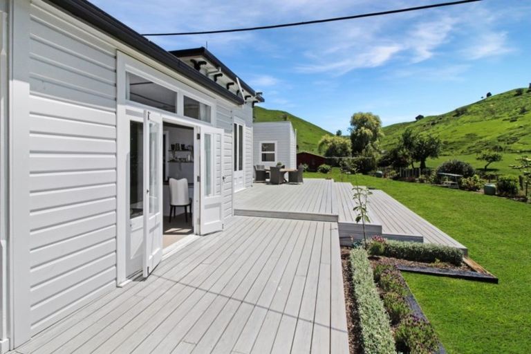 Photo of property in 7685 State Highway 1, Taihape, 4794