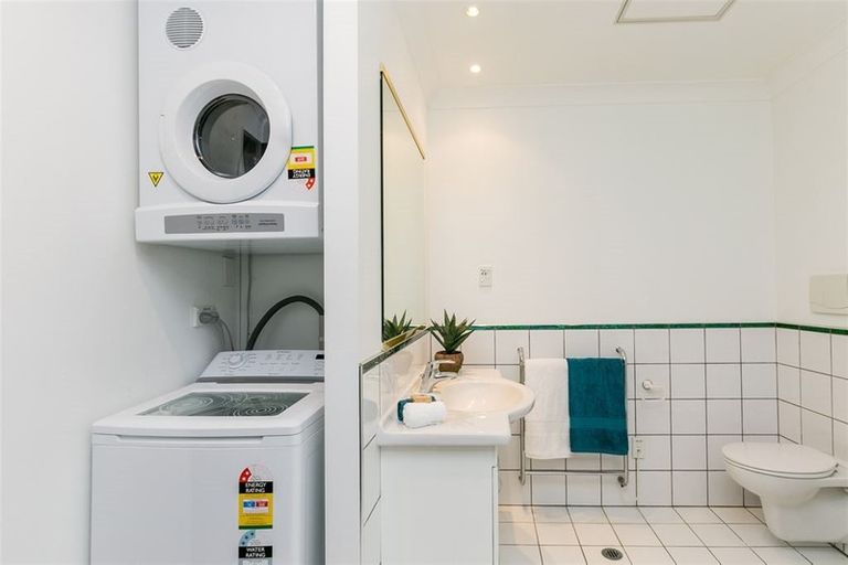 Photo of property in Vicino Apartments, 25/33 Taranaki Street, Te Aro, Wellington, 6011