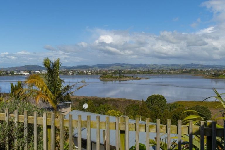 Photo of property in 142b Grange Road, Otumoetai, Tauranga, 3110
