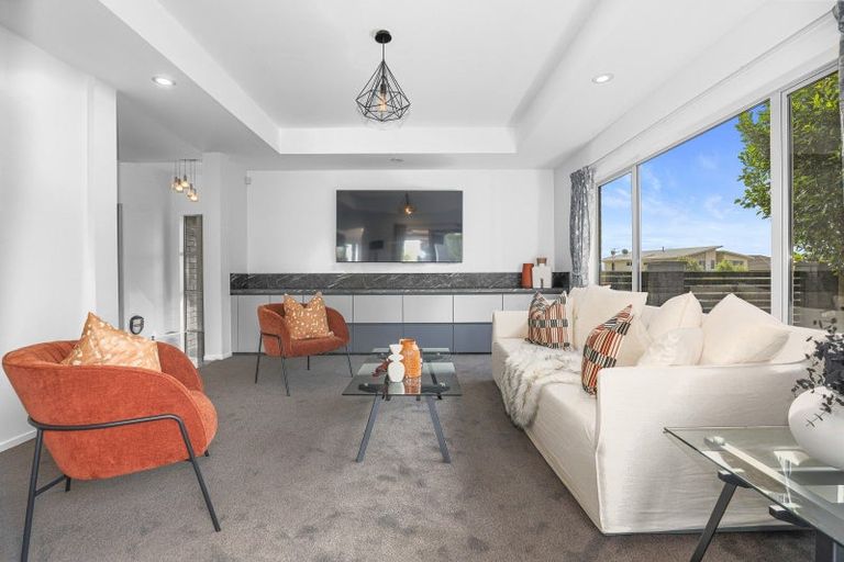 Photo of property in 32 Stafford Rise, Owhata, Rotorua, 3010