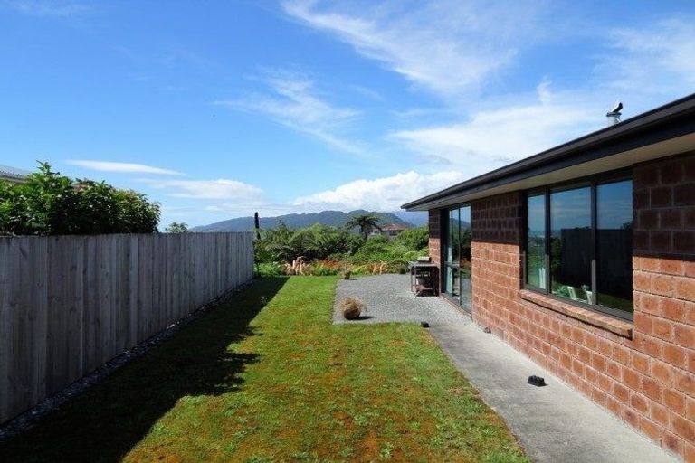 Photo of property in 38 Arnott Heights, Greymouth, 7805