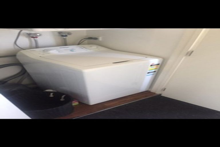 Photo of property in 4/57 Charles Street, Waltham, Christchurch, 8011