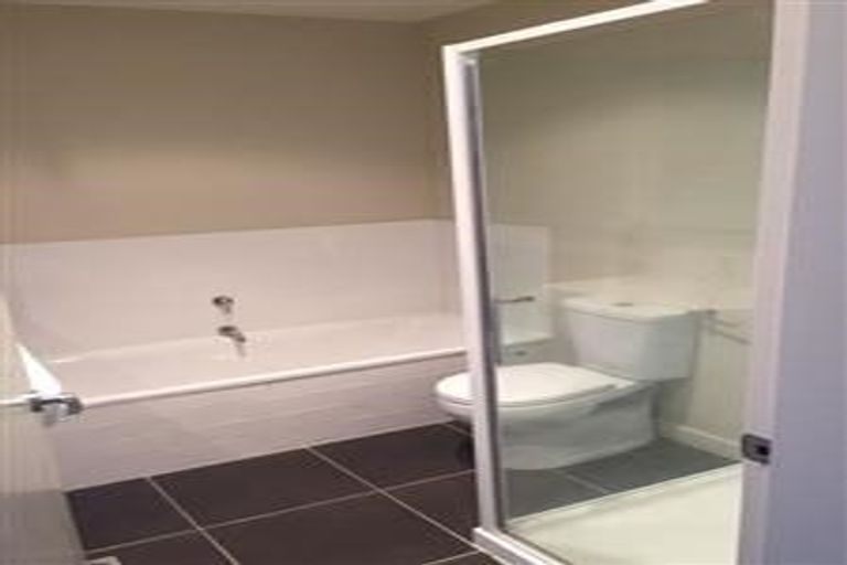 Photo of property in The Altair, 28/120 Rintoul Street, Newtown, Wellington, 6021