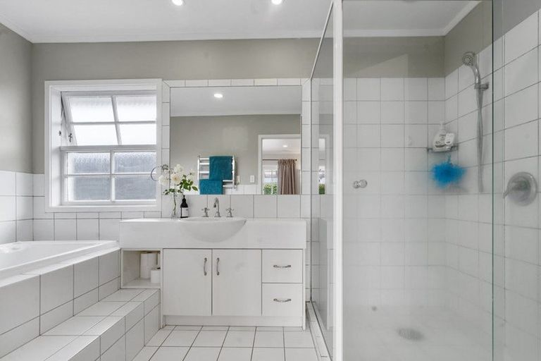 Photo of property in 8 Clements Crescent, Queenwood, Hamilton, 3210