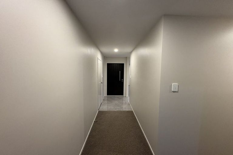 Photo of property in 5 Totarahoe Lane, Whalers Gate, New Plymouth, 4310