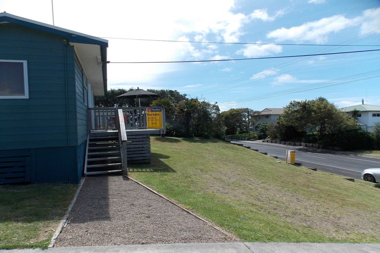 Photo of property in 246 Seaforth Road, Waihi Beach, 3611