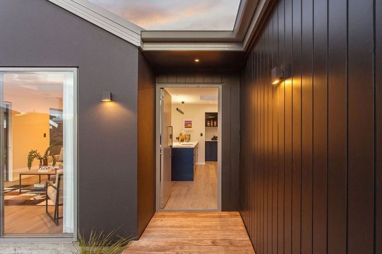 Photo of property in 408a Bower Avenue, Parklands, Christchurch, 8083