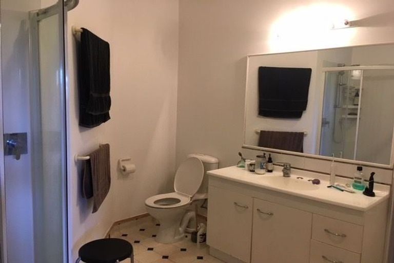 Photo of property in 143 Upland Road, Kelburn, Wellington, 6012