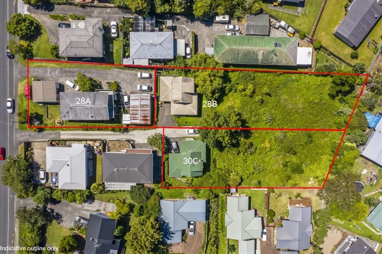 Photo of property in 28 Forest Hill Road, Henderson, Auckland, 0612