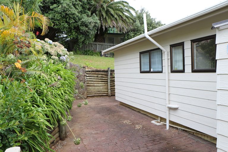 Photo of property in 47 Stratford Drive, Cable Bay, 0420