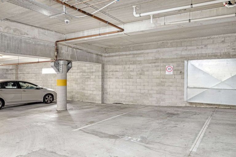 Photo of property in 17/11 Carlos Drive, Flat Bush, Auckland, 2016